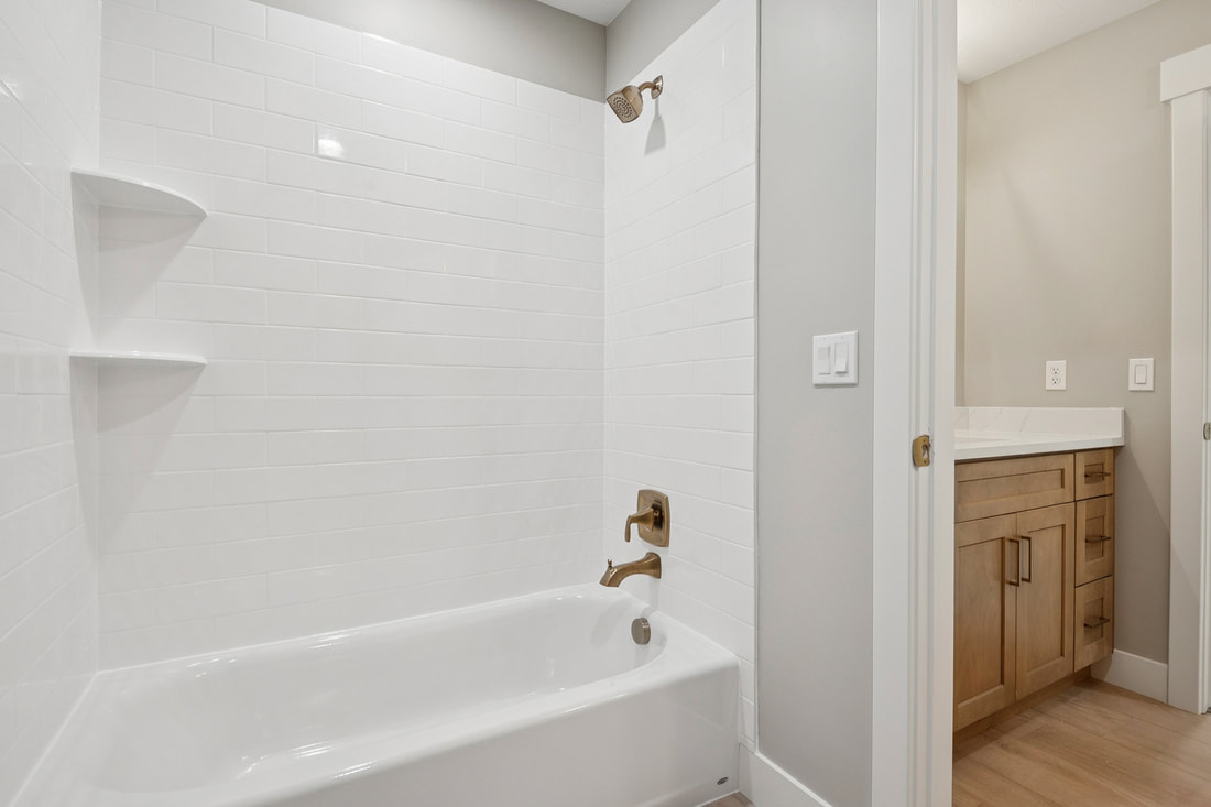 The Hawthorne at 953 — project photograph 47